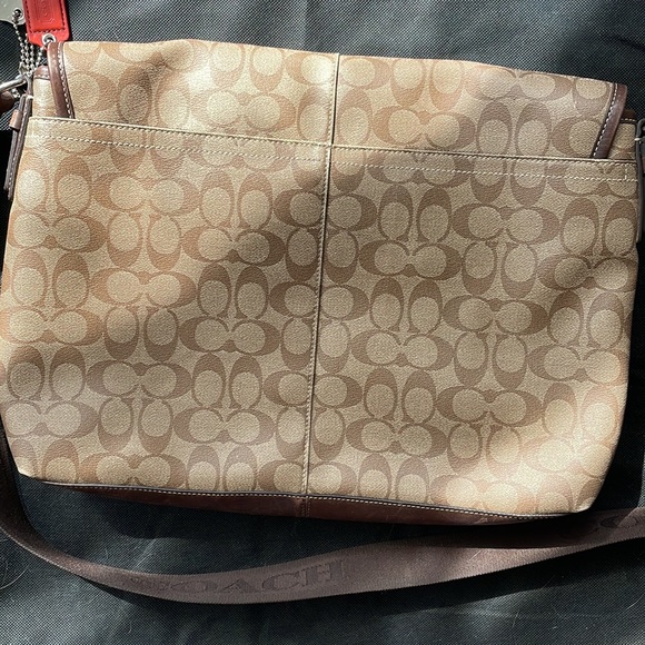 Coach Heritage Stripe Slim Messenger Cross-Body Bag K1069-70335 - Picture 3 of 5